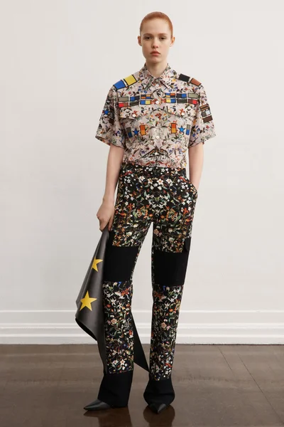 Look 32